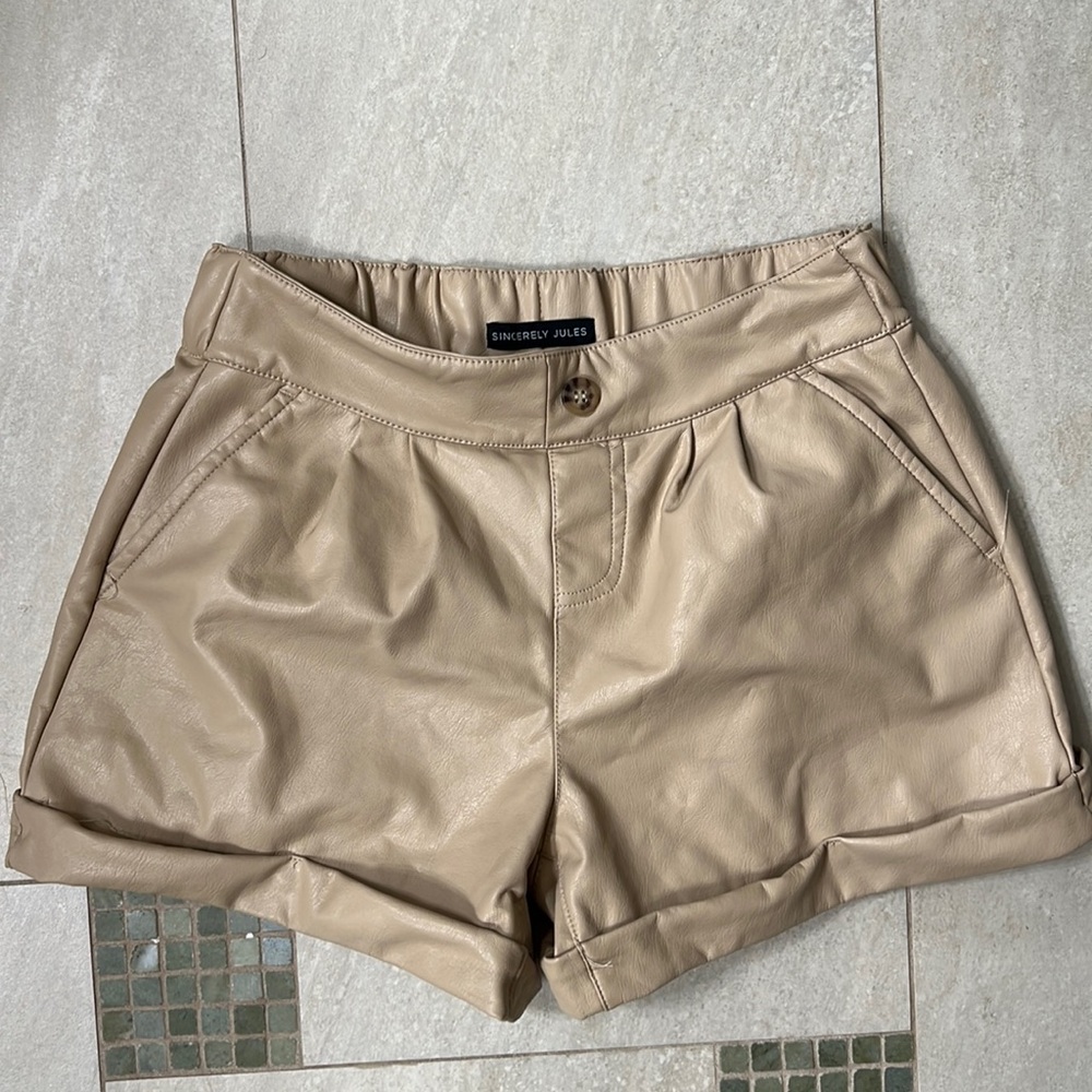 Sincerely Jules // Leather Shorts Size XS